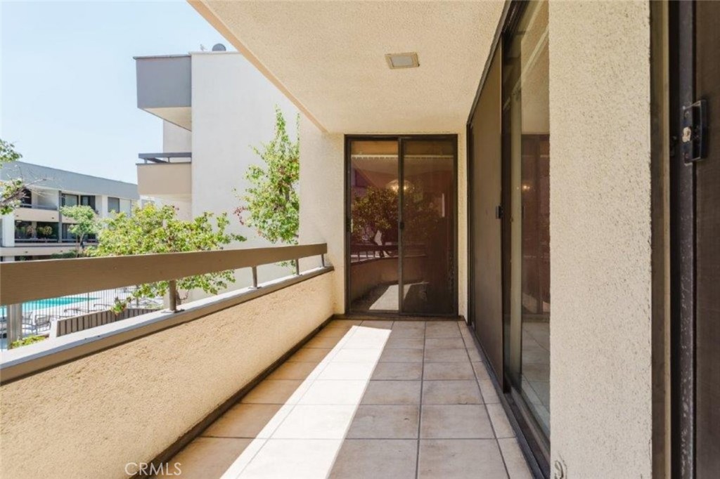 750 S Spaulding Avenue 215 Property Photo 33