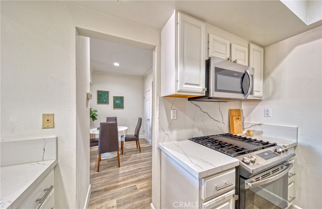 1665 Federal Avenue 302 Property Photo 15