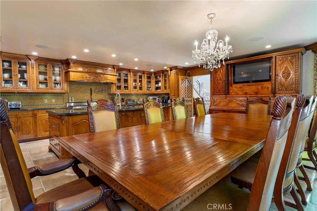 1144 Hermes Property Photo 5