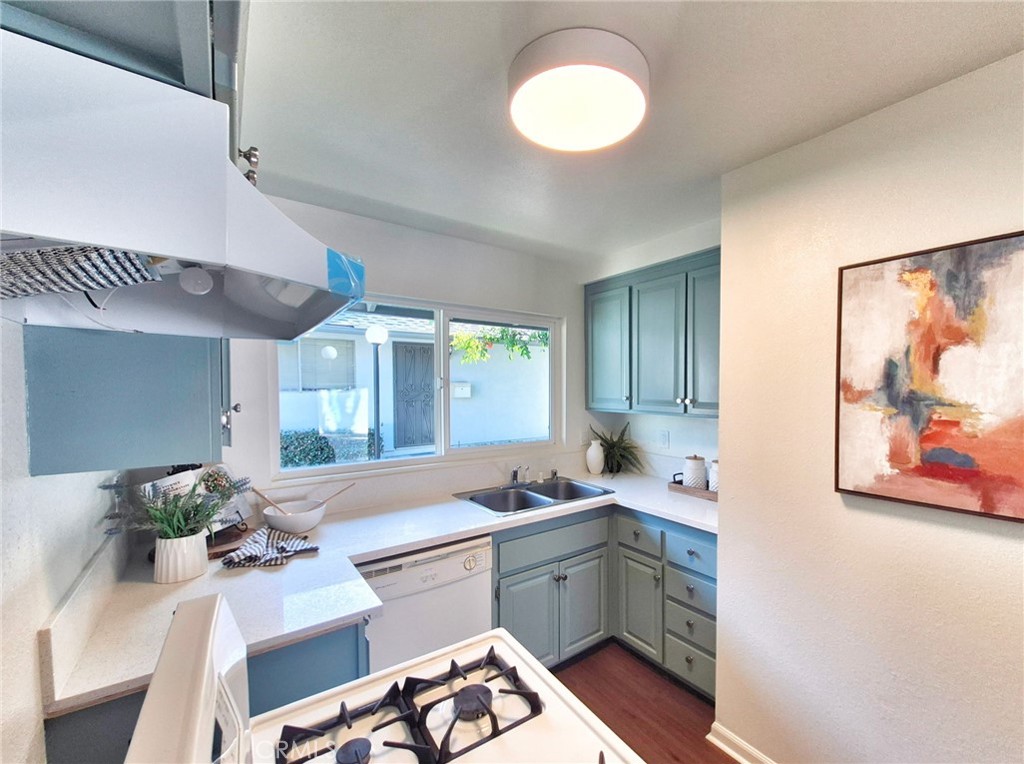1663 Firvale Property Photo 3
