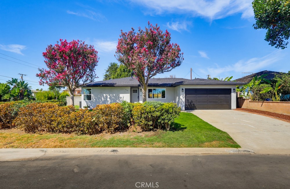 5105 Golden West Property Photo 1