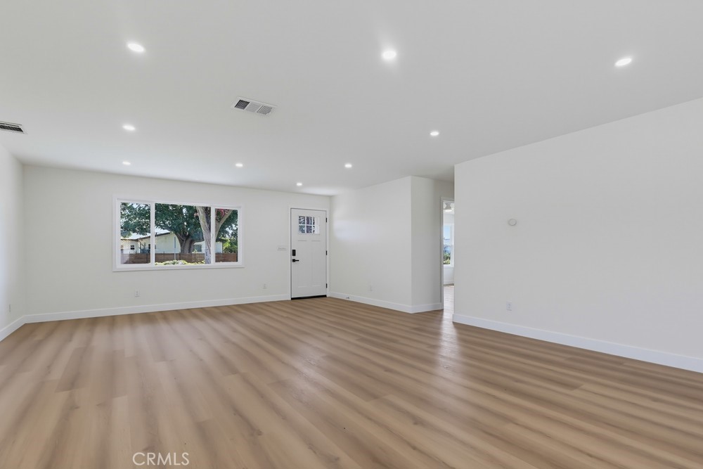 5105 Golden West Property Photo 21