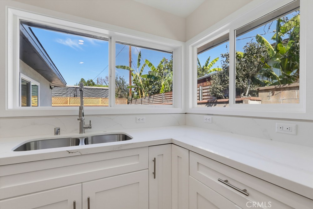 5105 Golden West Property Photo 29