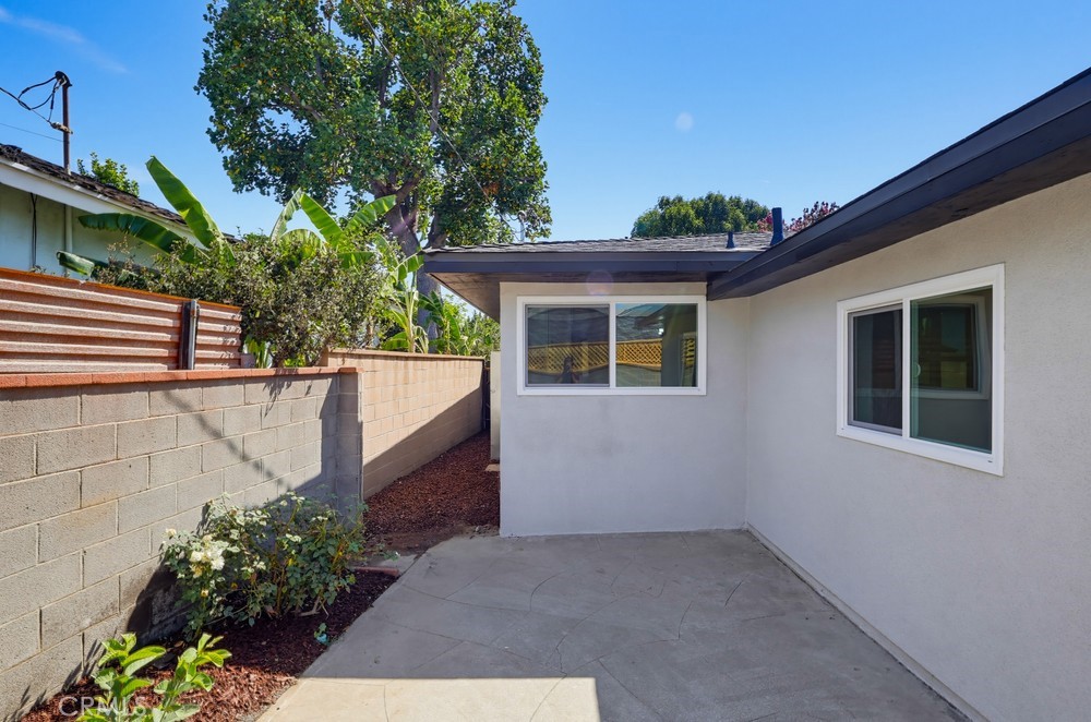 5105 Golden West Property Photo 57
