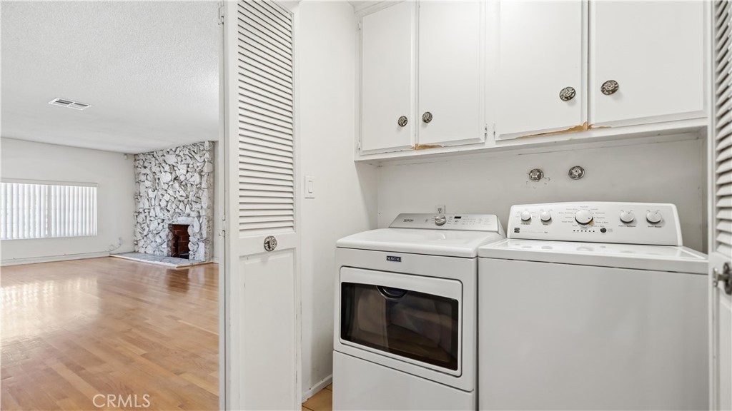 933 Montecito Drive Property Photo 13
