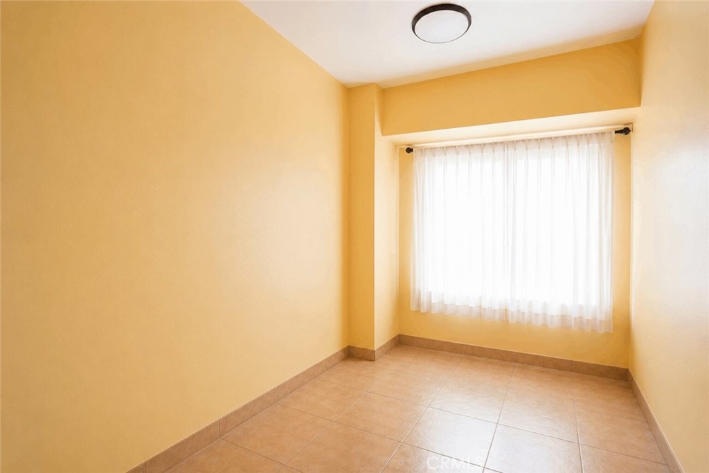 3552 Lexington Avenue Property Photo 12