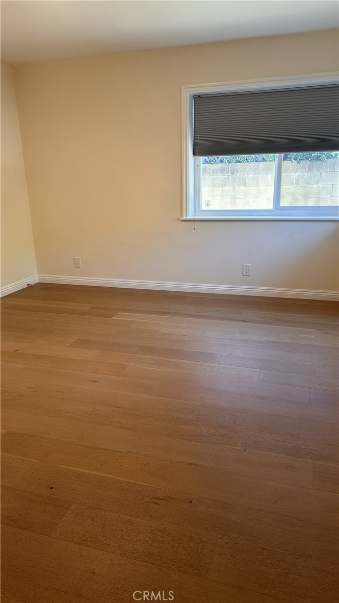 1119 Mayflower Property Photo 9