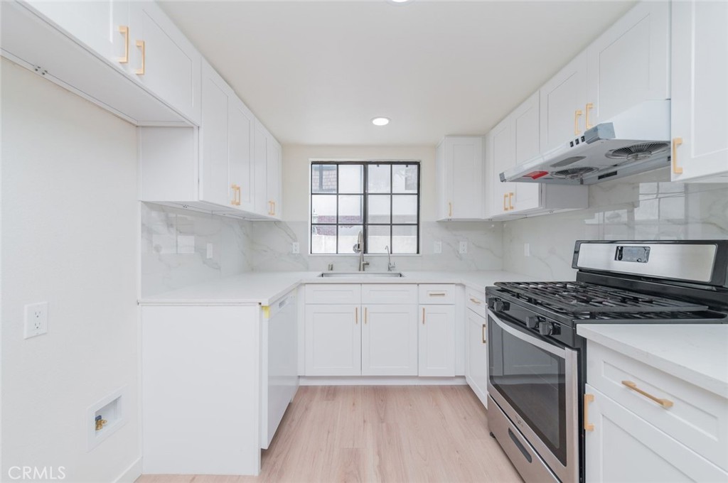 232 W Mission C Property Photo 8