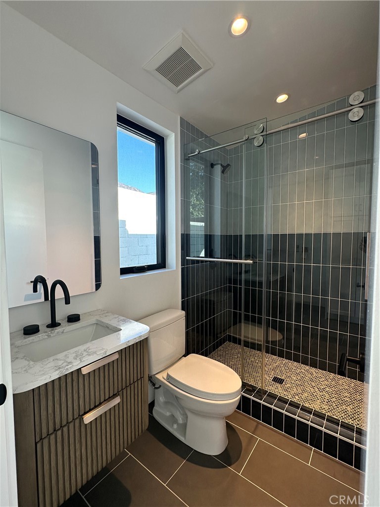 3279 Laurice Avenue Property Photo 28