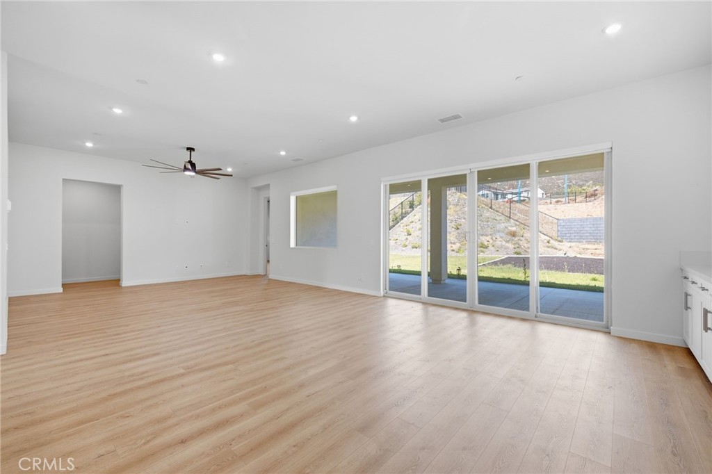 15842 Butterfly Drive Property Photo 31