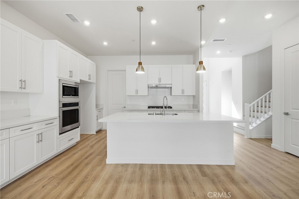 15842 Butterfly Drive Property Photo 37