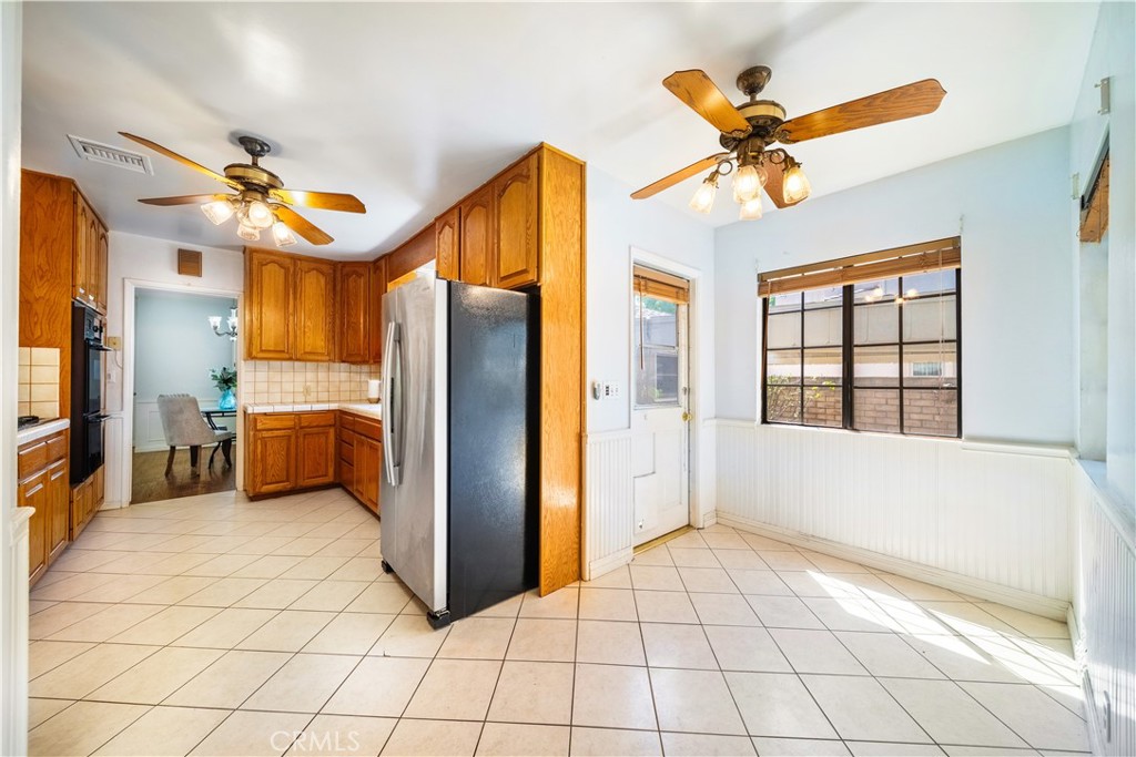 2231 Greenfield Property Photo 18