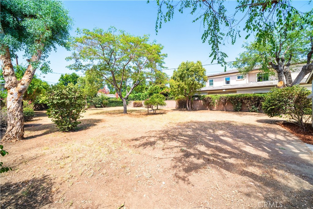 2231 Greenfield Property Photo 35