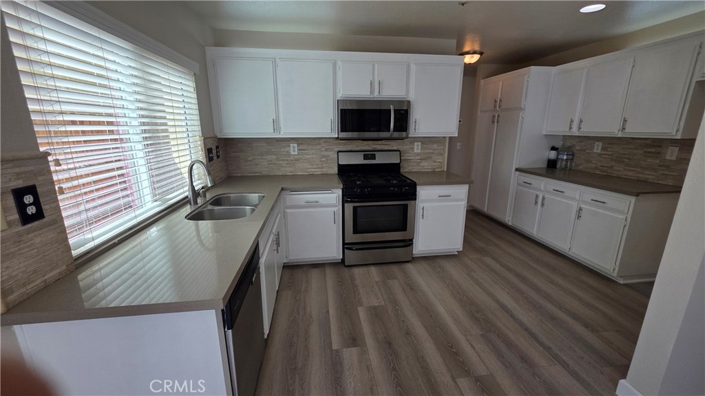 15577 Castellion Property Photo 10