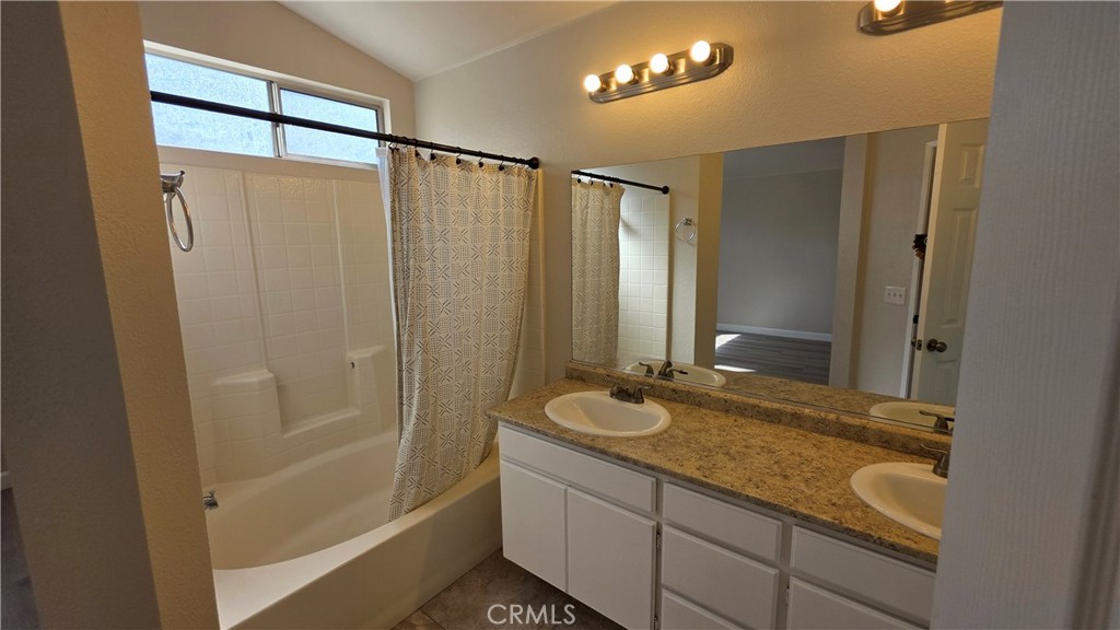 15577 Castellion Property Photo 24