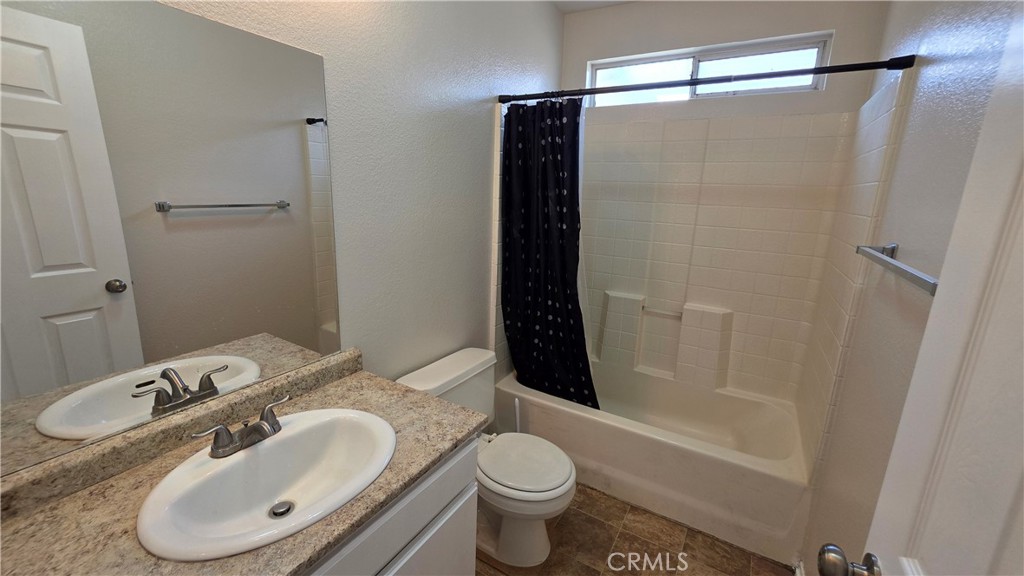 15577 Castellion Property Photo 27