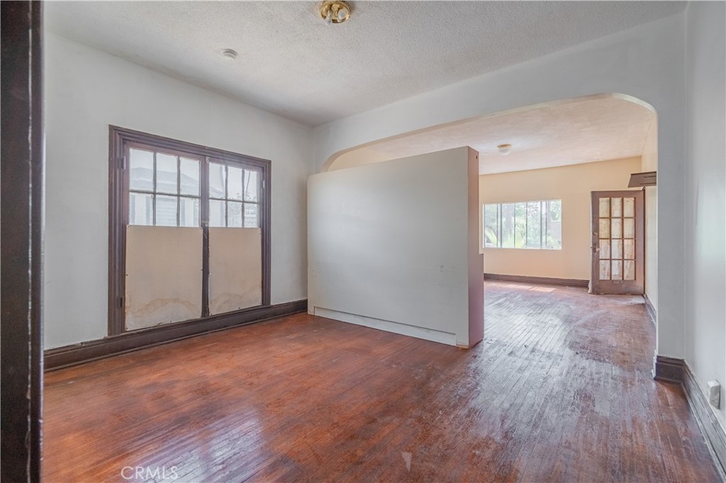 1427 Laveta Property Photo 17