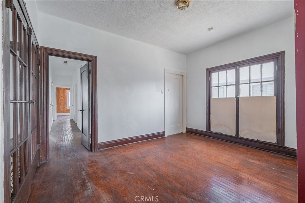 1427 Laveta Property Photo 19