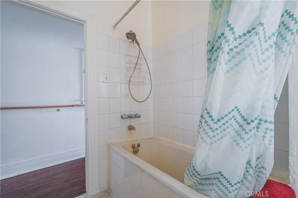 1427 Laveta Property Photo 20