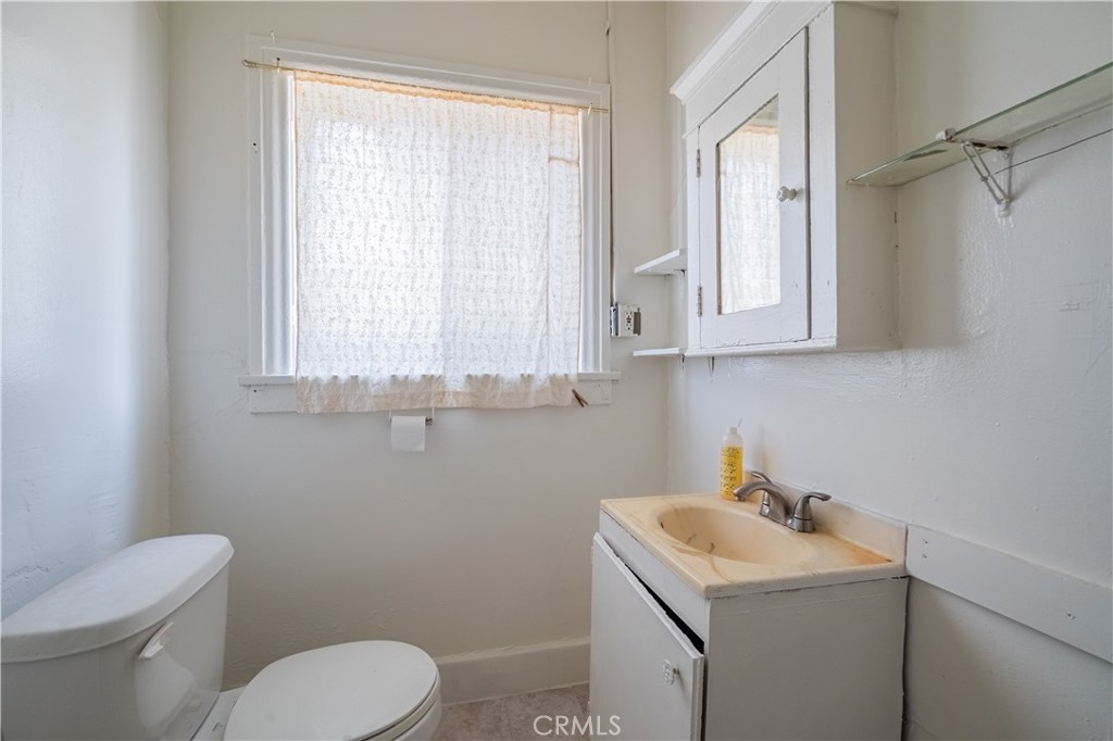1427 Laveta Property Photo 21