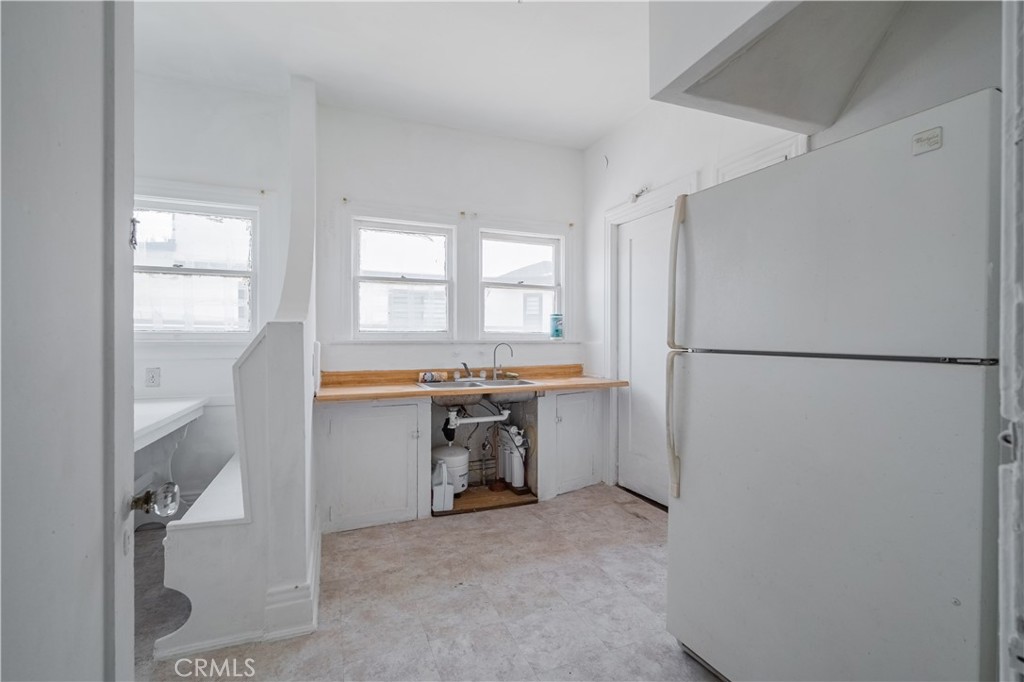 1427 Laveta Property Photo 26