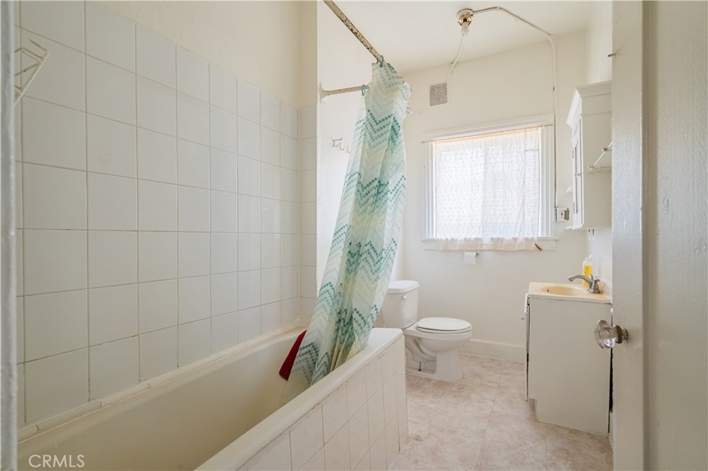 1427 Laveta Property Photo 31
