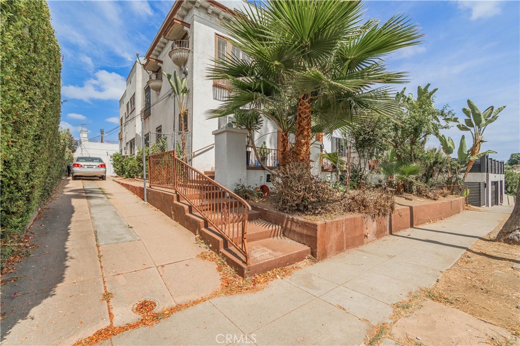 1427 Laveta Property Photo 40
