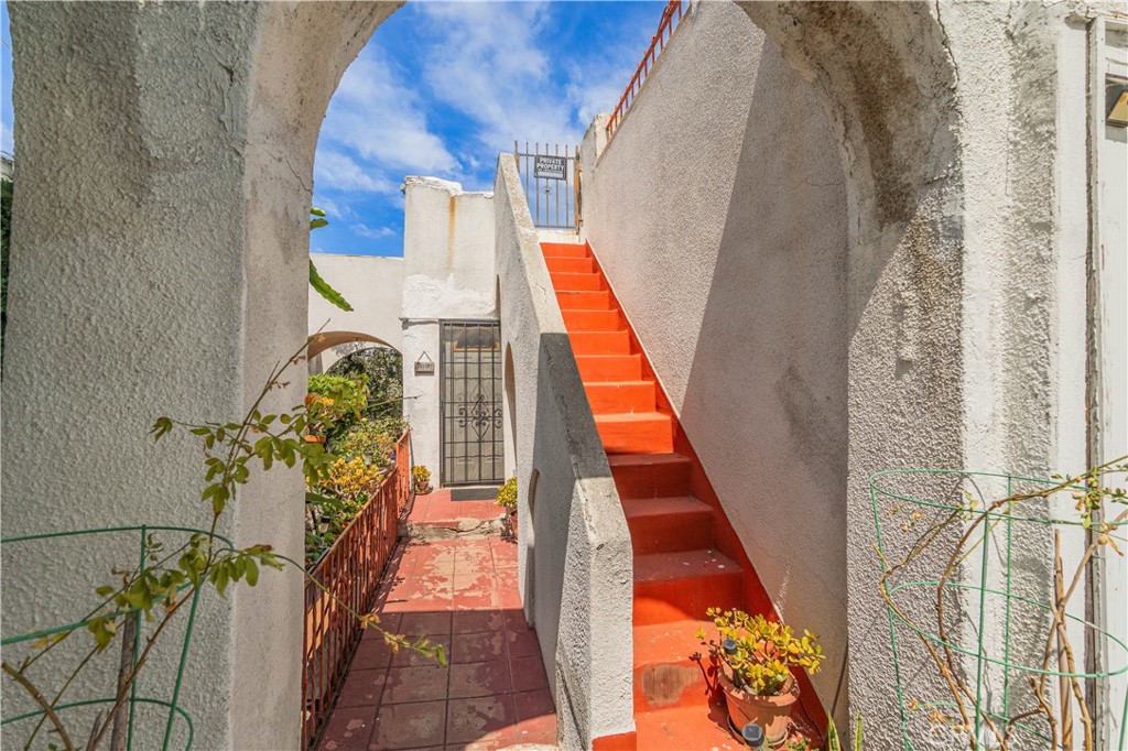 1427 Laveta Property Photo 41