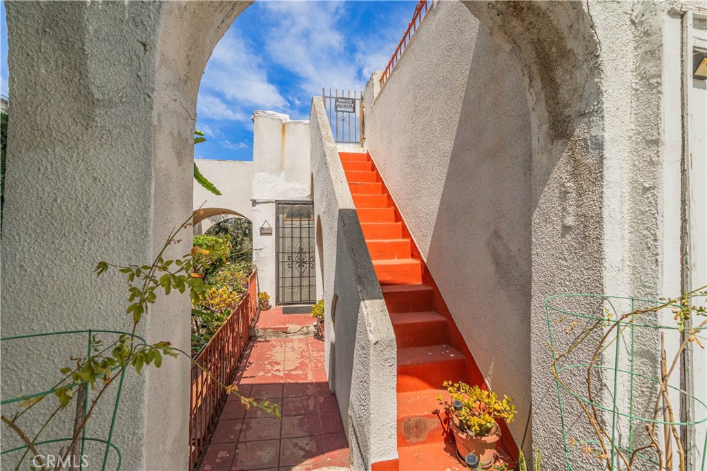 1427 Laveta Property Photo 41