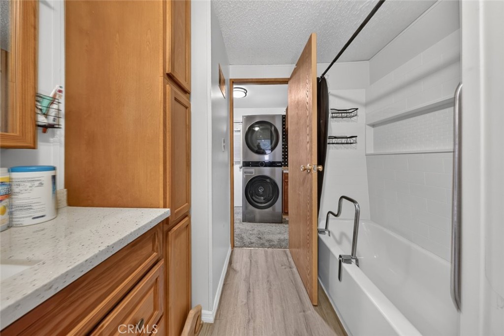 1020 S Mountain Property Photo 9