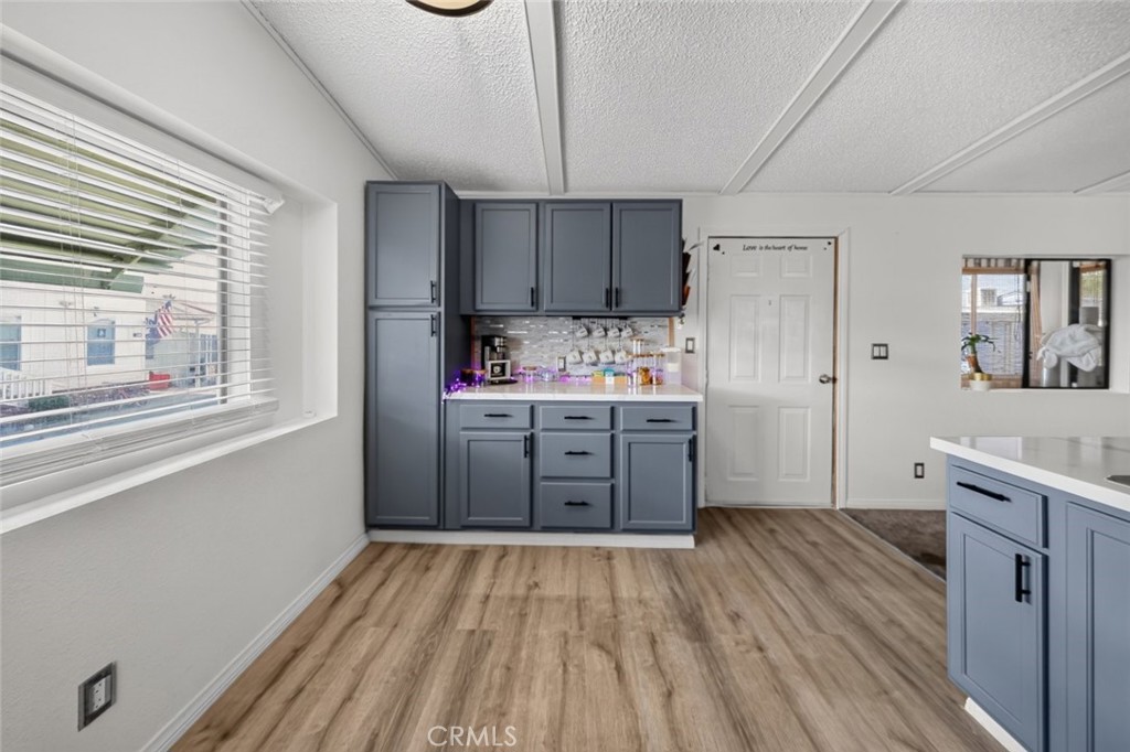 1020 S Mountain Property Photo 18