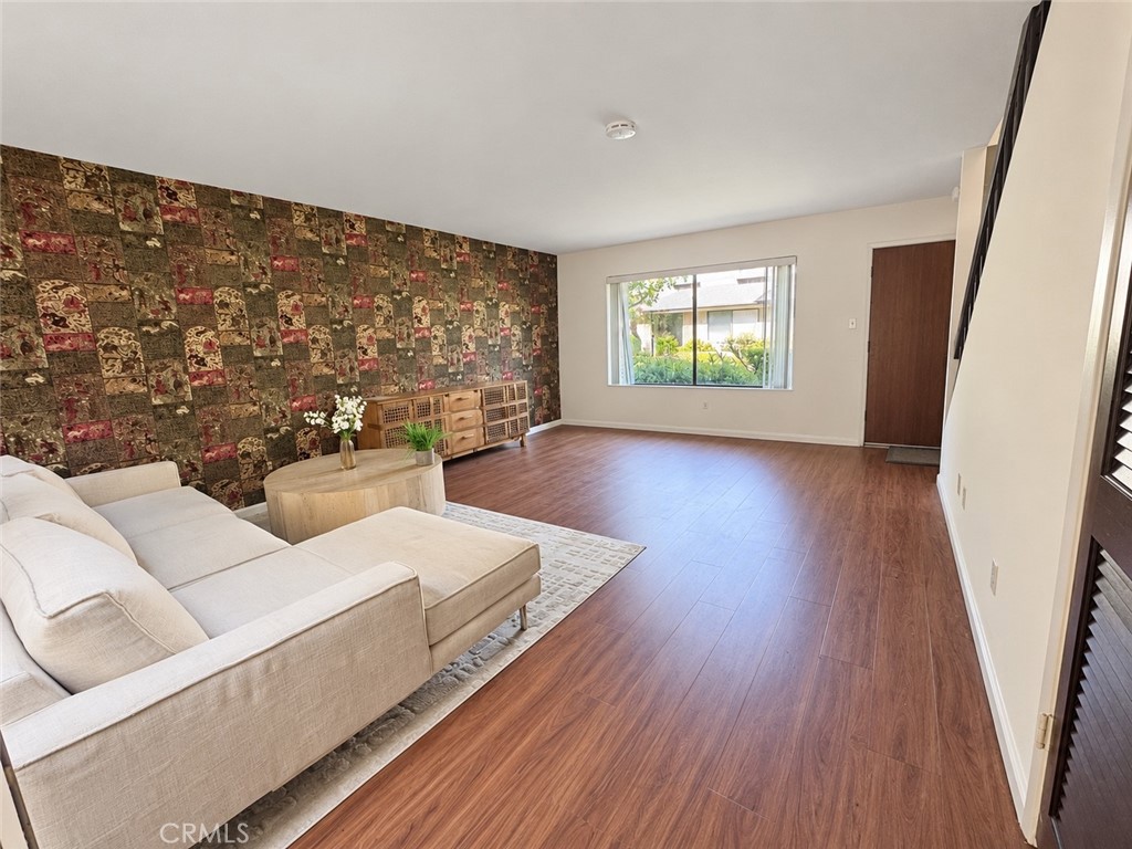 10330 Downey Ave 20 Property Photo 7
