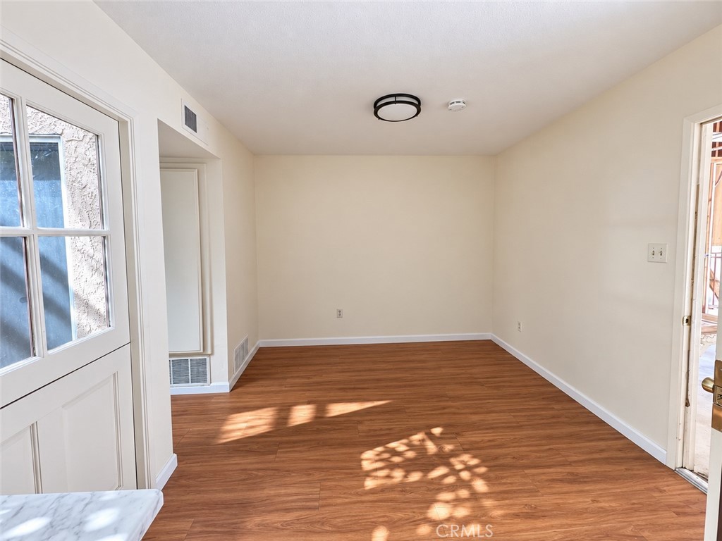 10330 Downey Ave 20 Property Photo 10