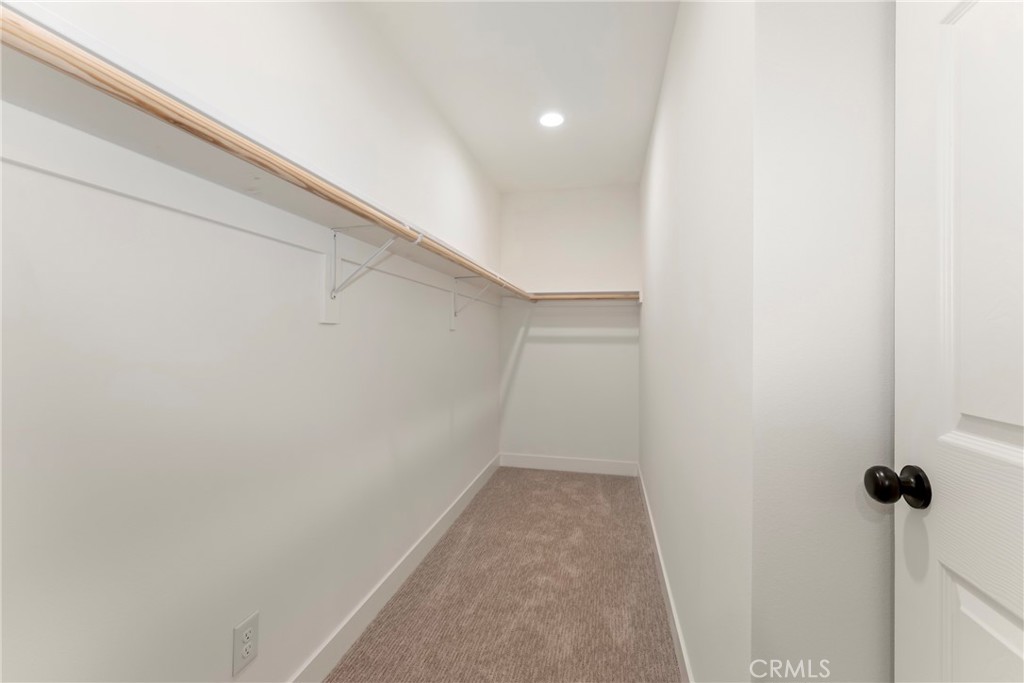 180 W Highland Avenue Property Photo 23