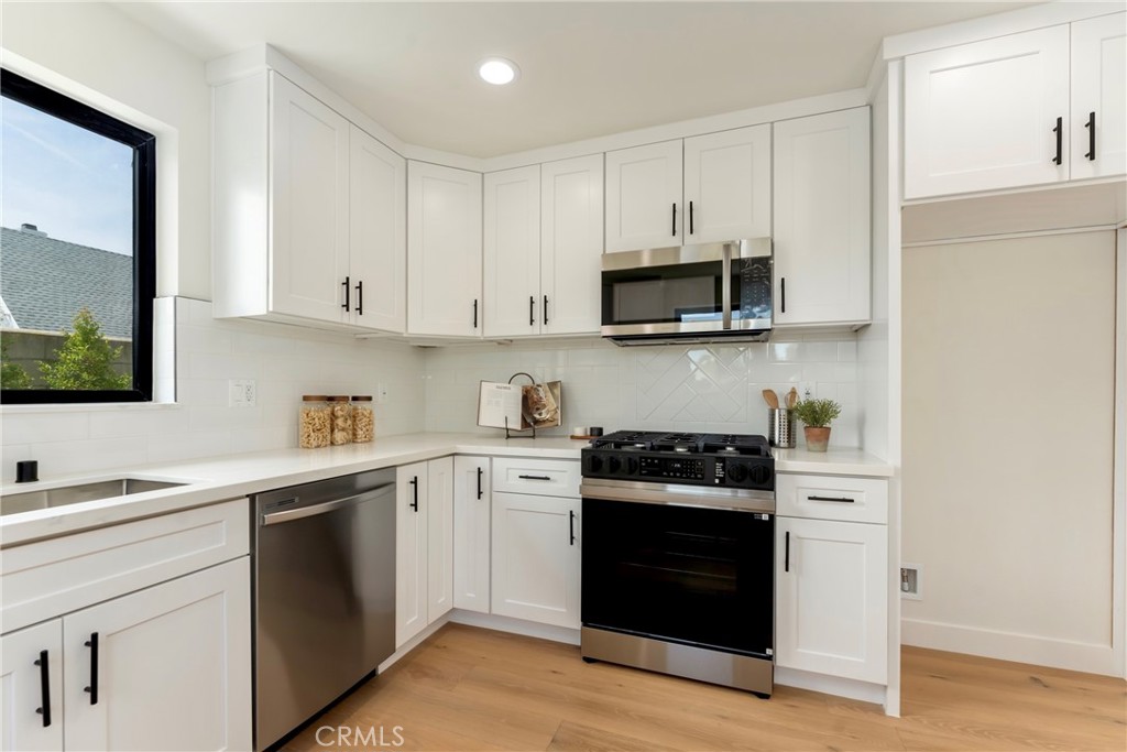 184 W Highland Property Photo 18