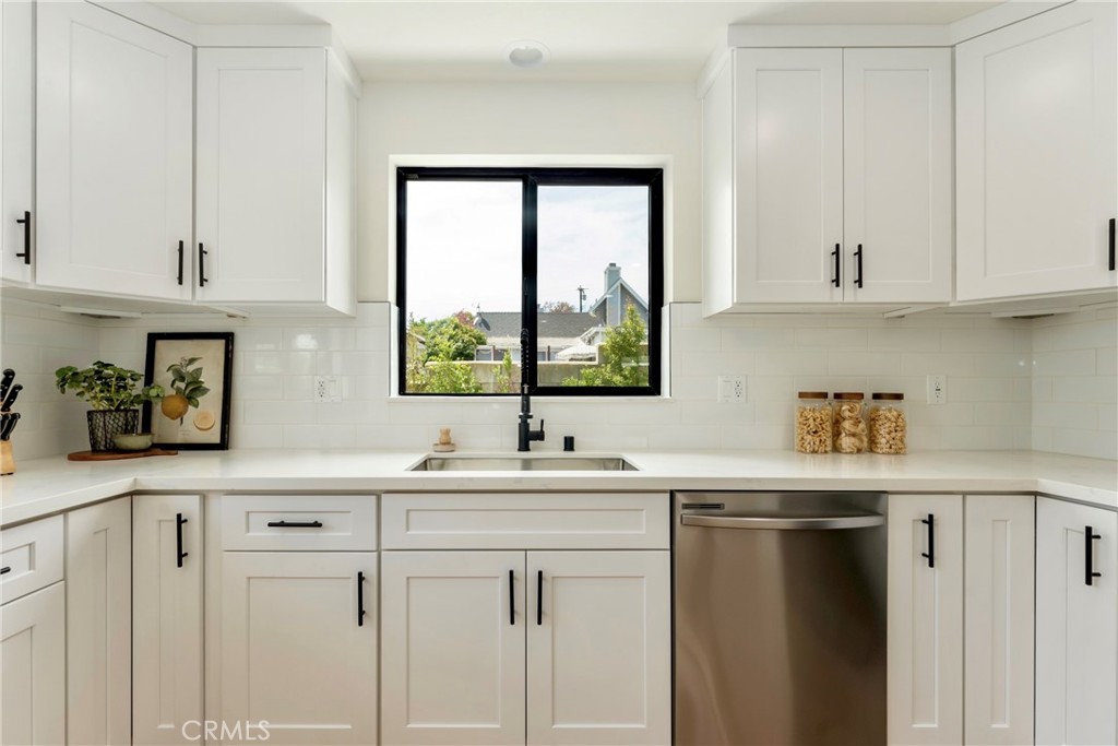 184 W Highland Property Photo 19