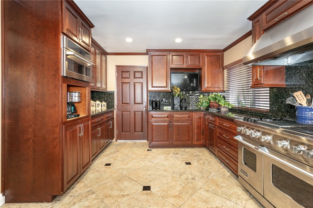 5192 Mccomber Road Property Photo 17
