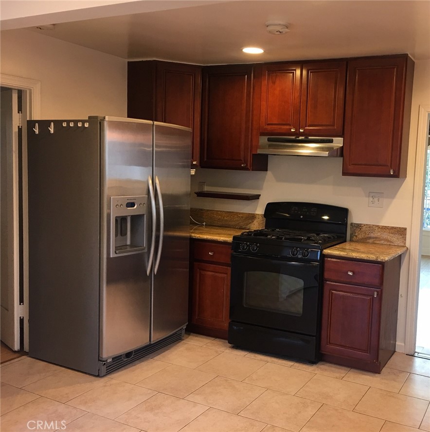 316 Elizabeth Property Photo 6
