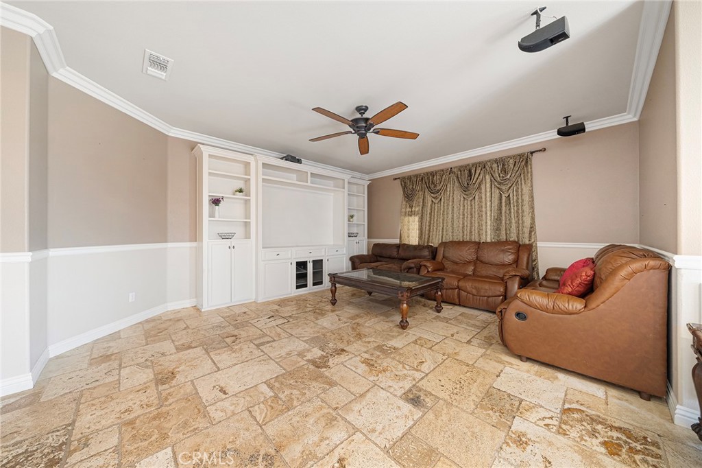 1070 Viscano Court Property Photo 11