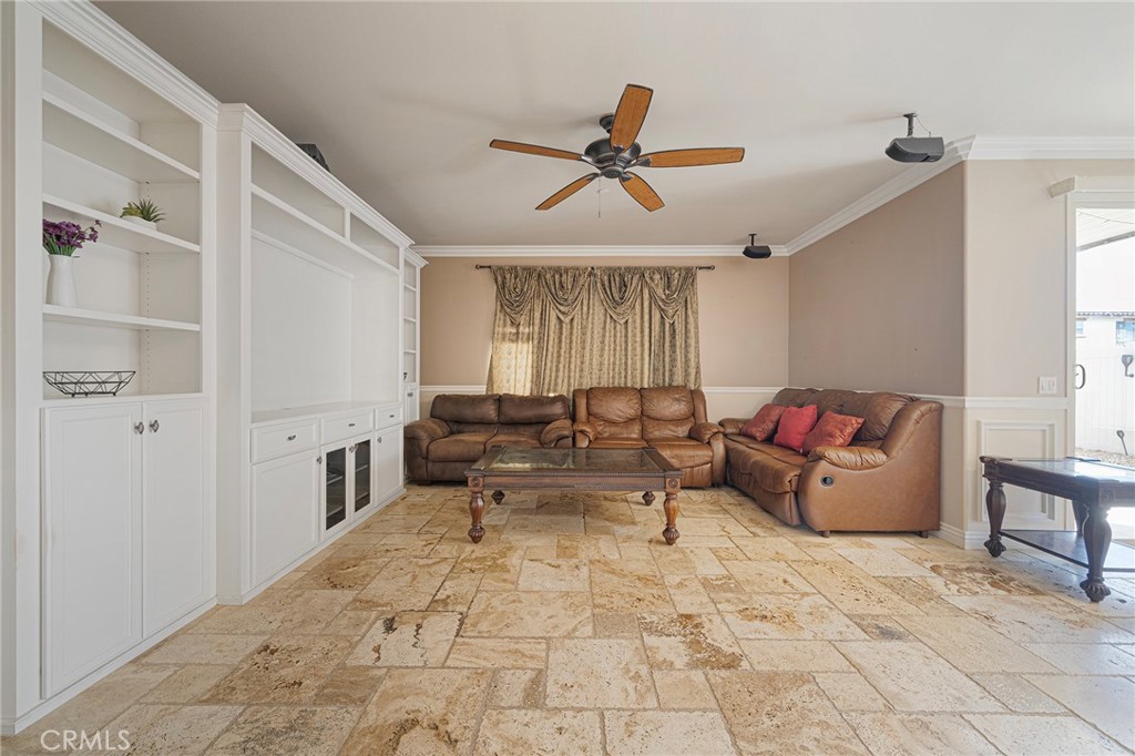 1070 Viscano Court Property Photo 12