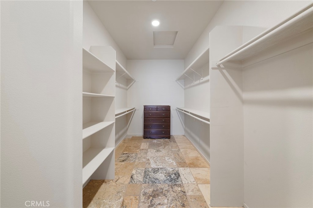 1070 Viscano Court Property Photo 30