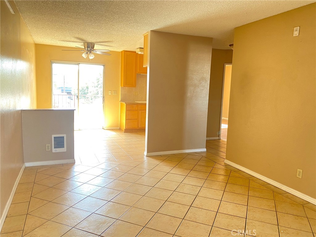 1025 Gaviota Avenue Property Photo 2