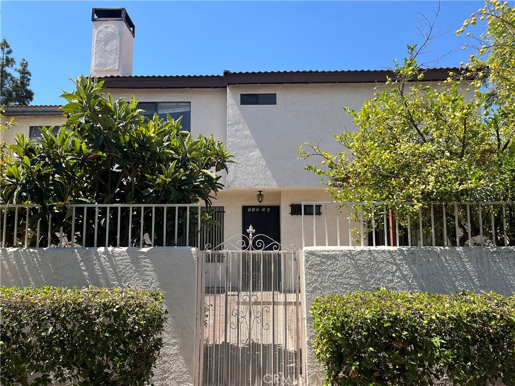 13856 Ramona Parkway Property Photo 2