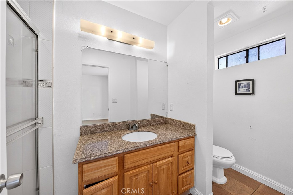 13856 Ramona Parkway Property Photo 14
