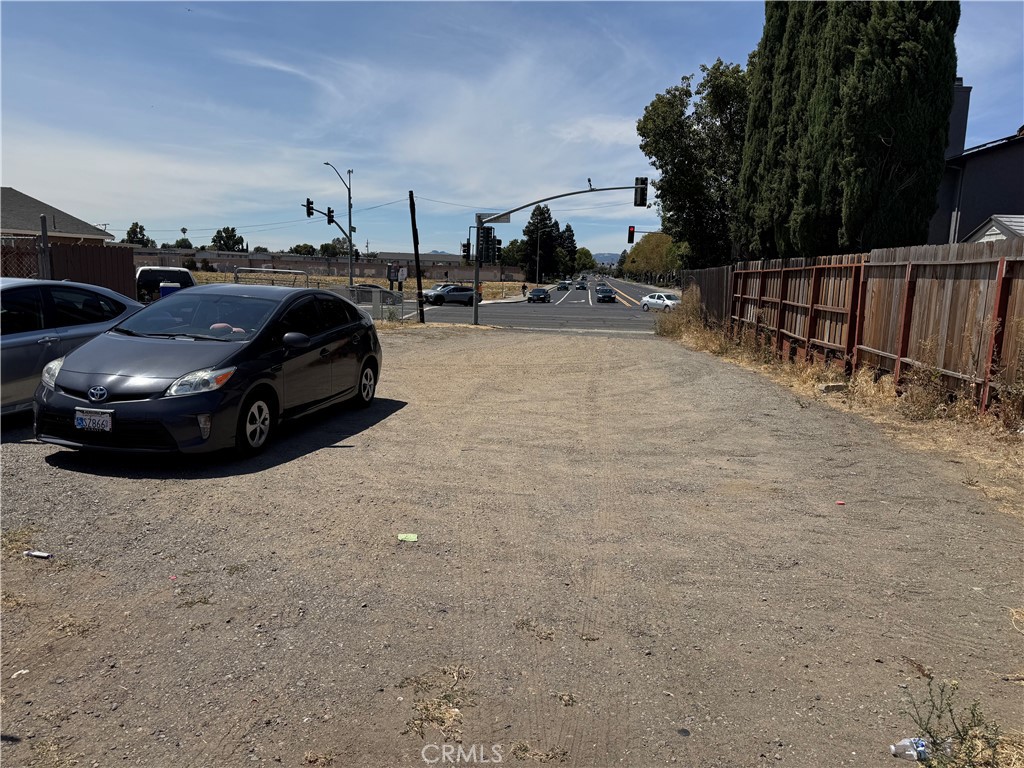 408 Sunset Avenue Property Photo 5