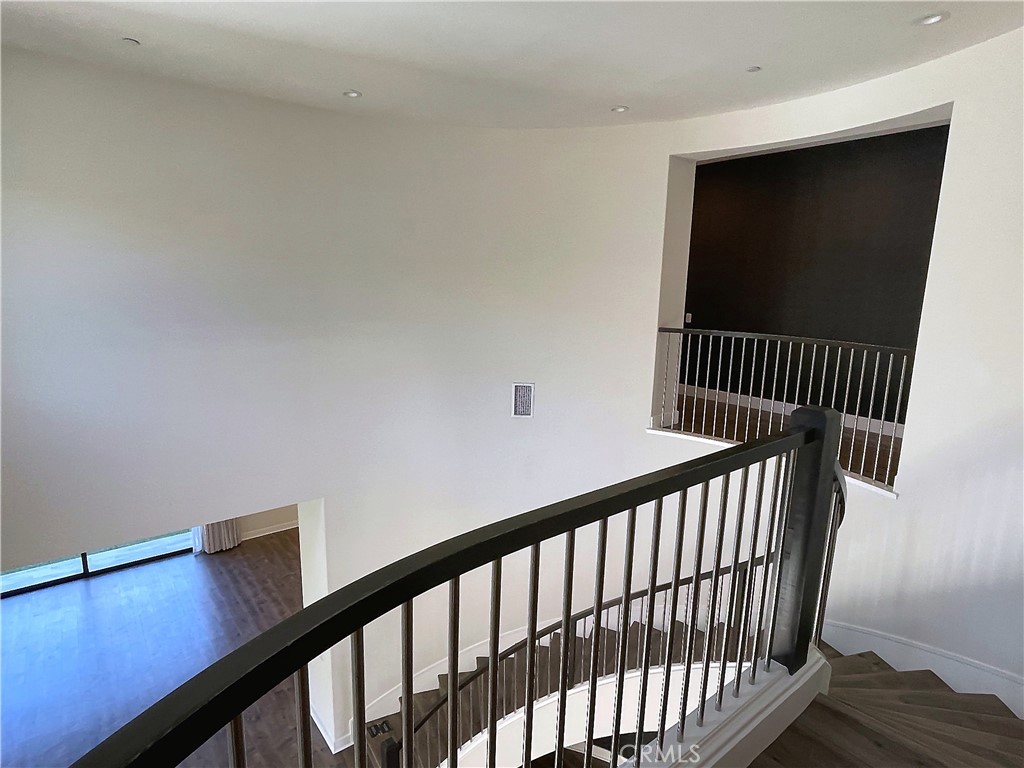 57 Pulsa Property Photo 10