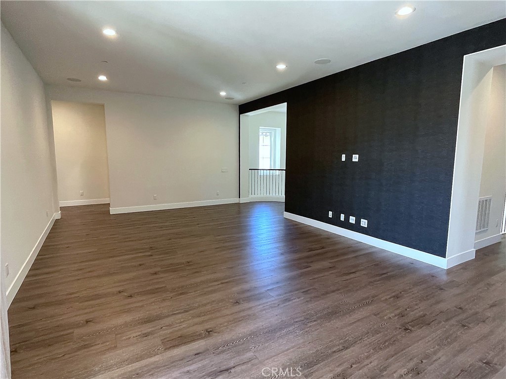 57 Pulsa Property Photo 23
