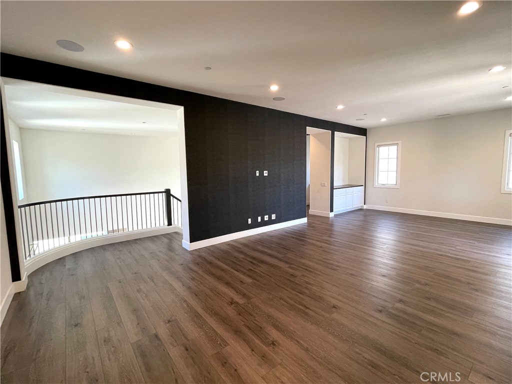 57 Pulsa Property Photo 36