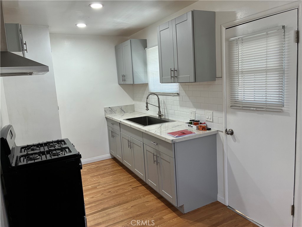 630 W Foothill Property Photo 10
