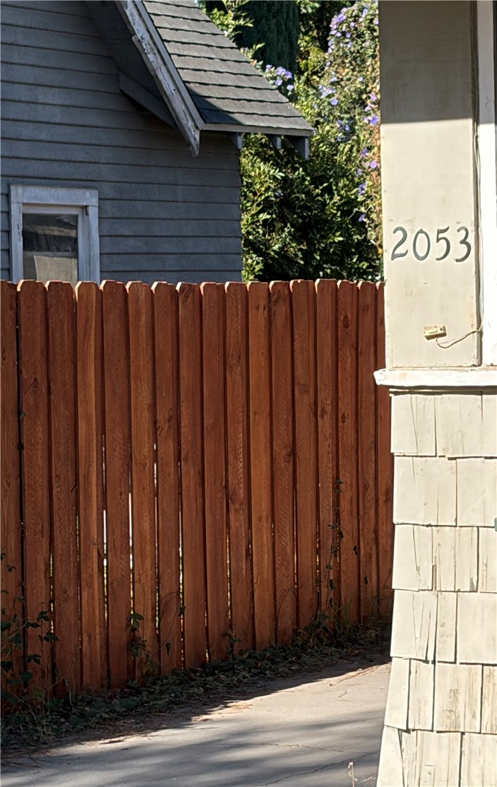 2053 N Garfield Property Photo 1